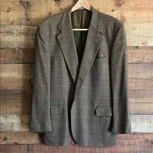 Faconnable Men's Blazer in Brown w/Blue, Rust and Green check. XXL